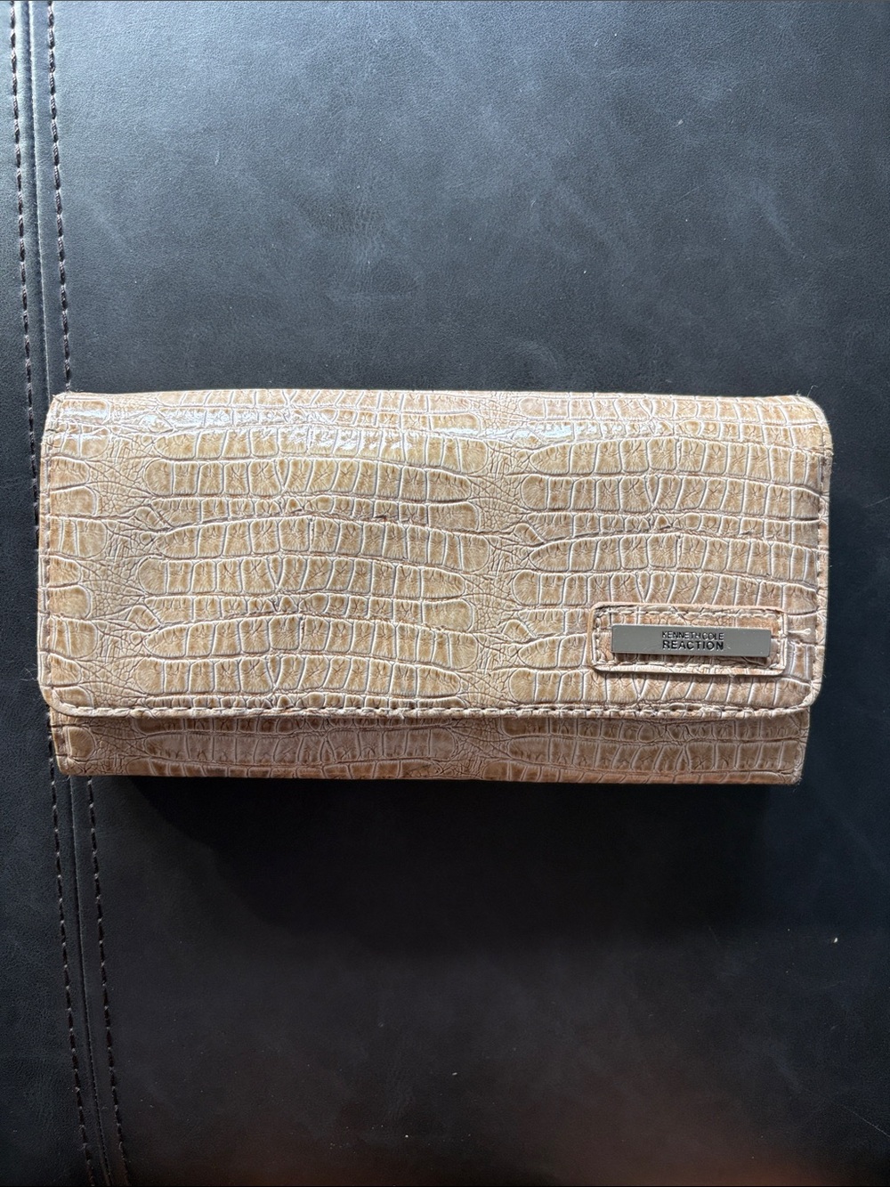 Kenneth Cole Reaction Croc-Embossed Taupe Wallet with Metal Logo